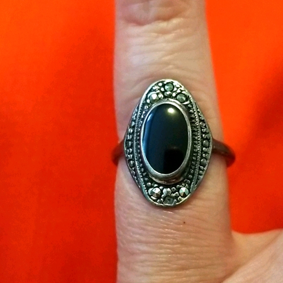 Black/Silvertone Jewelry Lot - Picture 2 of 5